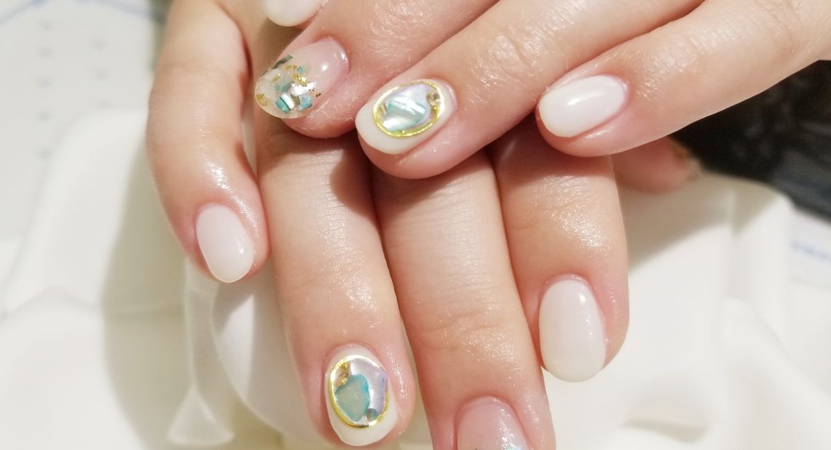 ネイル-シェルフレンチ